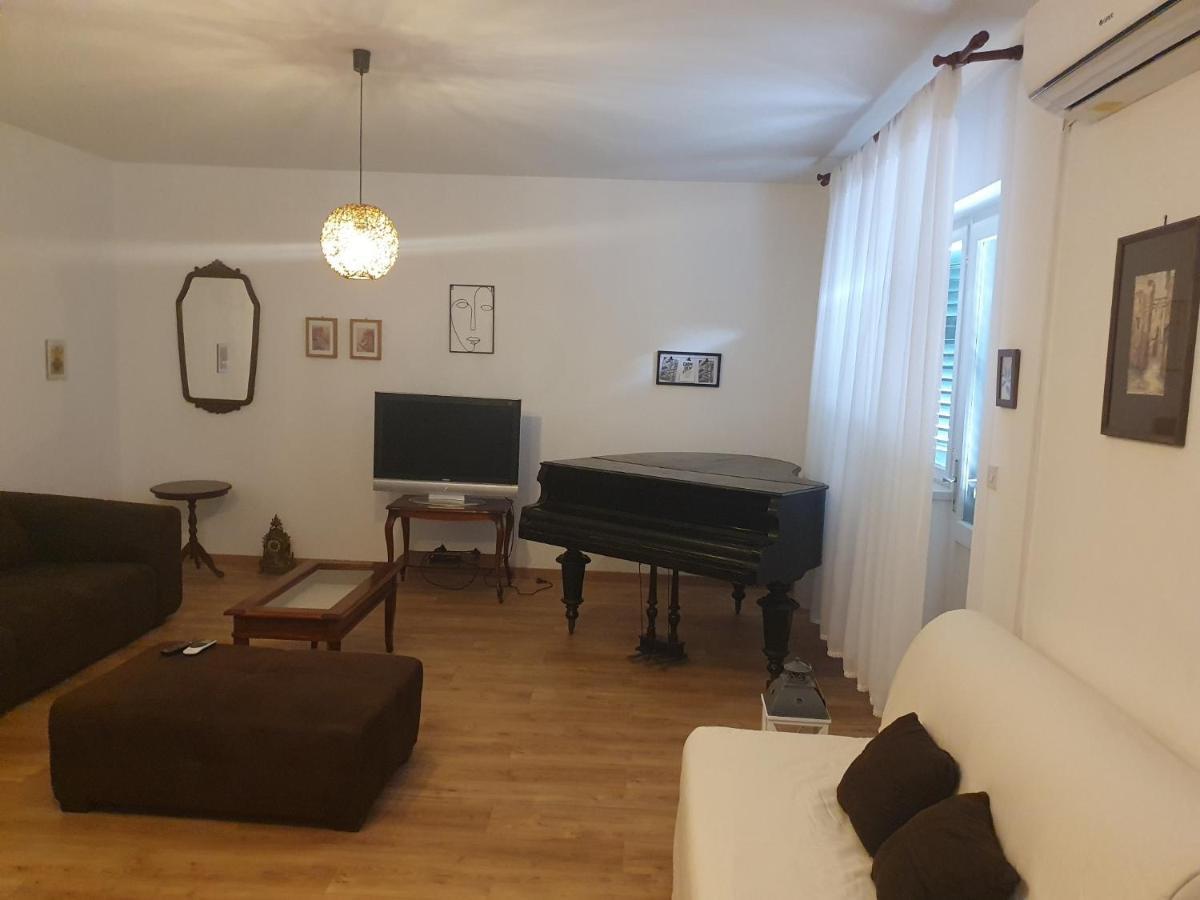 Apartment Lana Trogir Exteriér fotografie